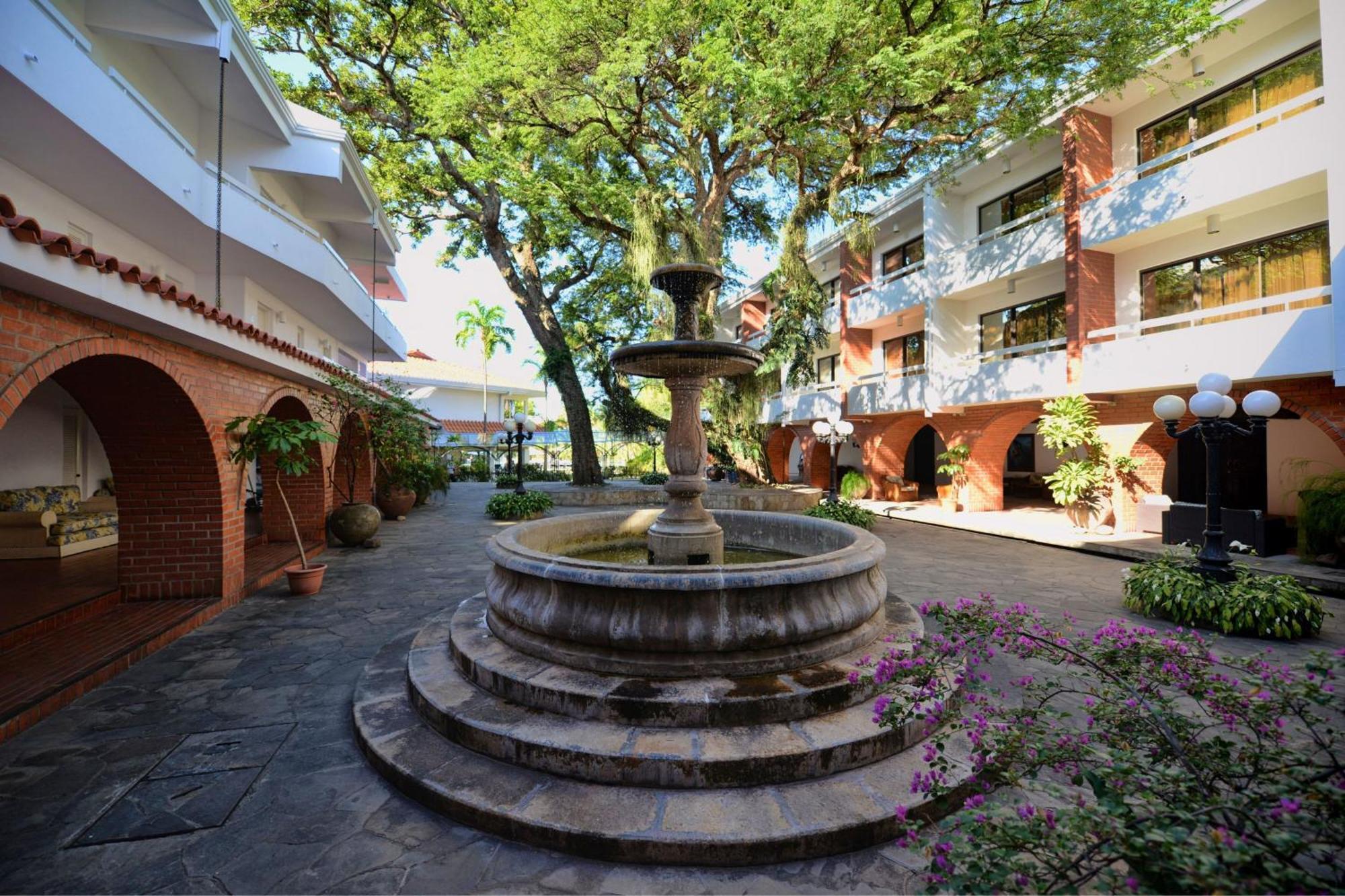 Los Tajibos, Santa Cruz De La Sierra, A Tribute Portfolio Hotel Kültér fotó